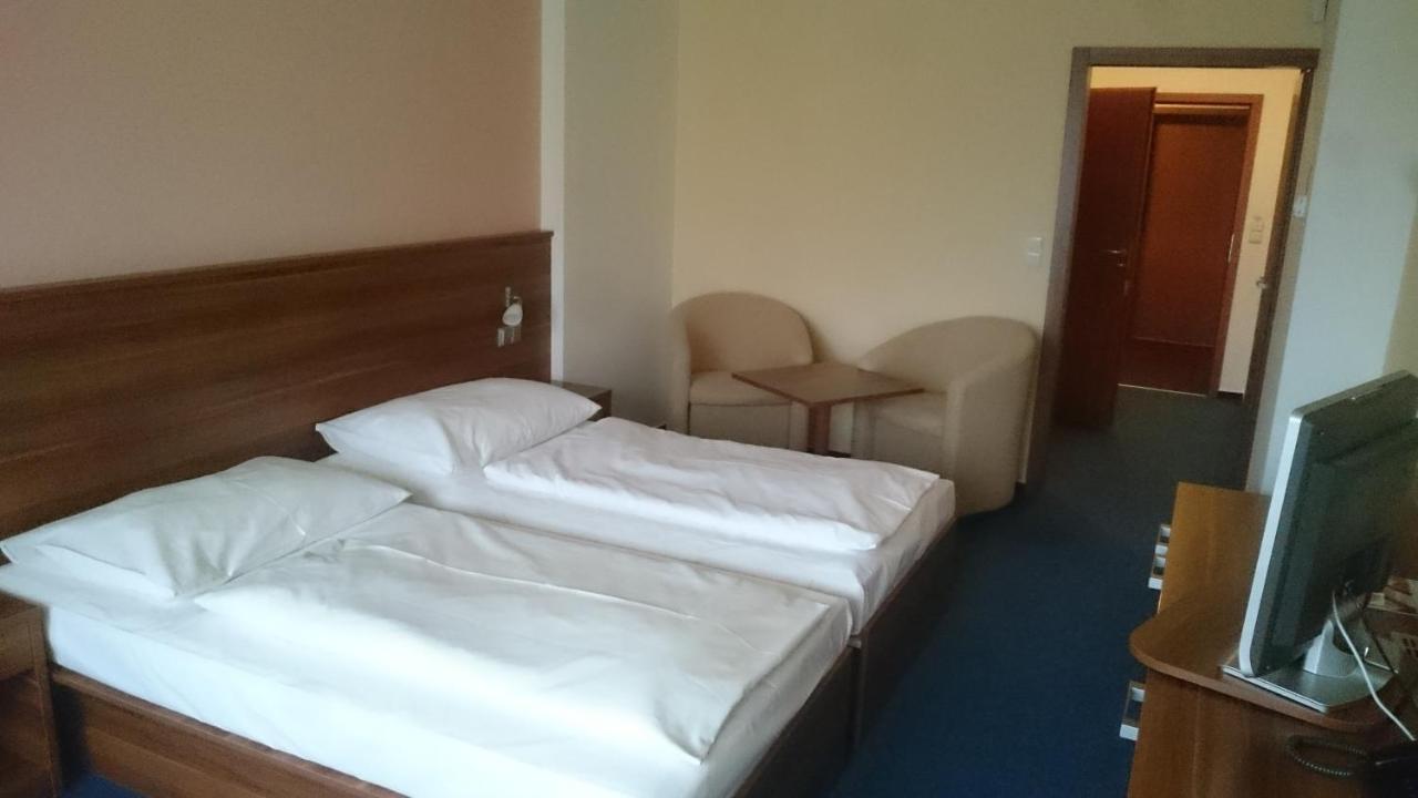 Lipno Wellness - Frymburk Hotel Private Family Room Eksteriør bilde