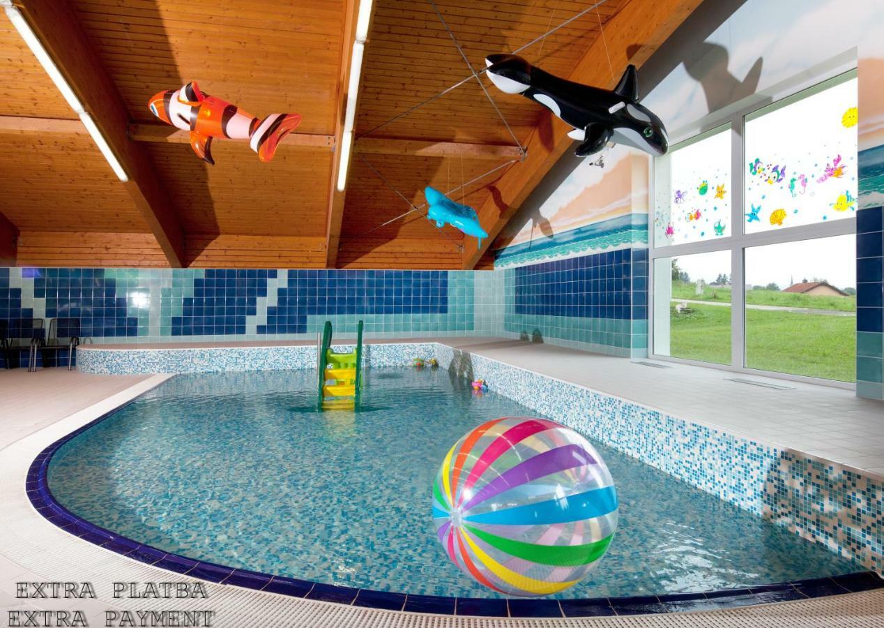 Lipno Wellness - Frymburk Hotel Private Family Room Eksteriør bilde